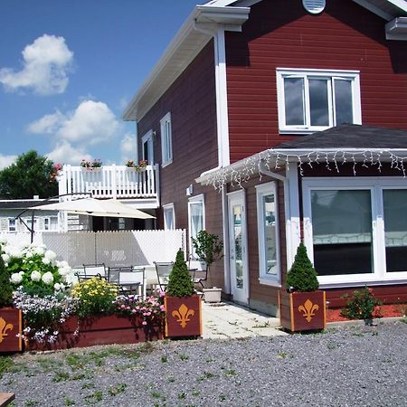 Motel Canadien Trois-Rivieres Exterior photo
